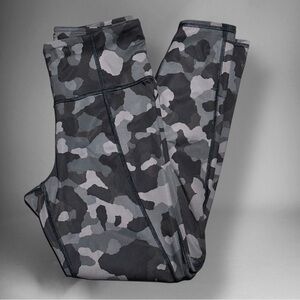Athleta Camouflage Athletic Leggings Black Gray Women XS Zipper Pocket